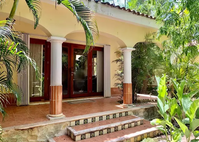 Con Piscina Y Acceso A Laguna Yalku, *
