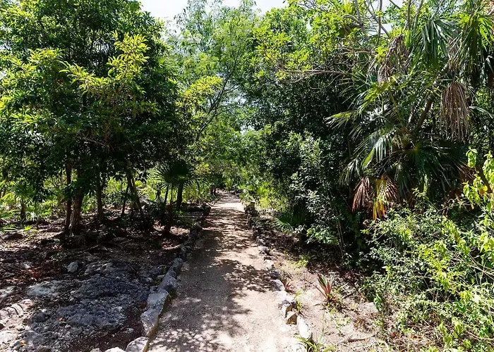 Con Piscina Y Acceso A Laguna Yalku, Pousada